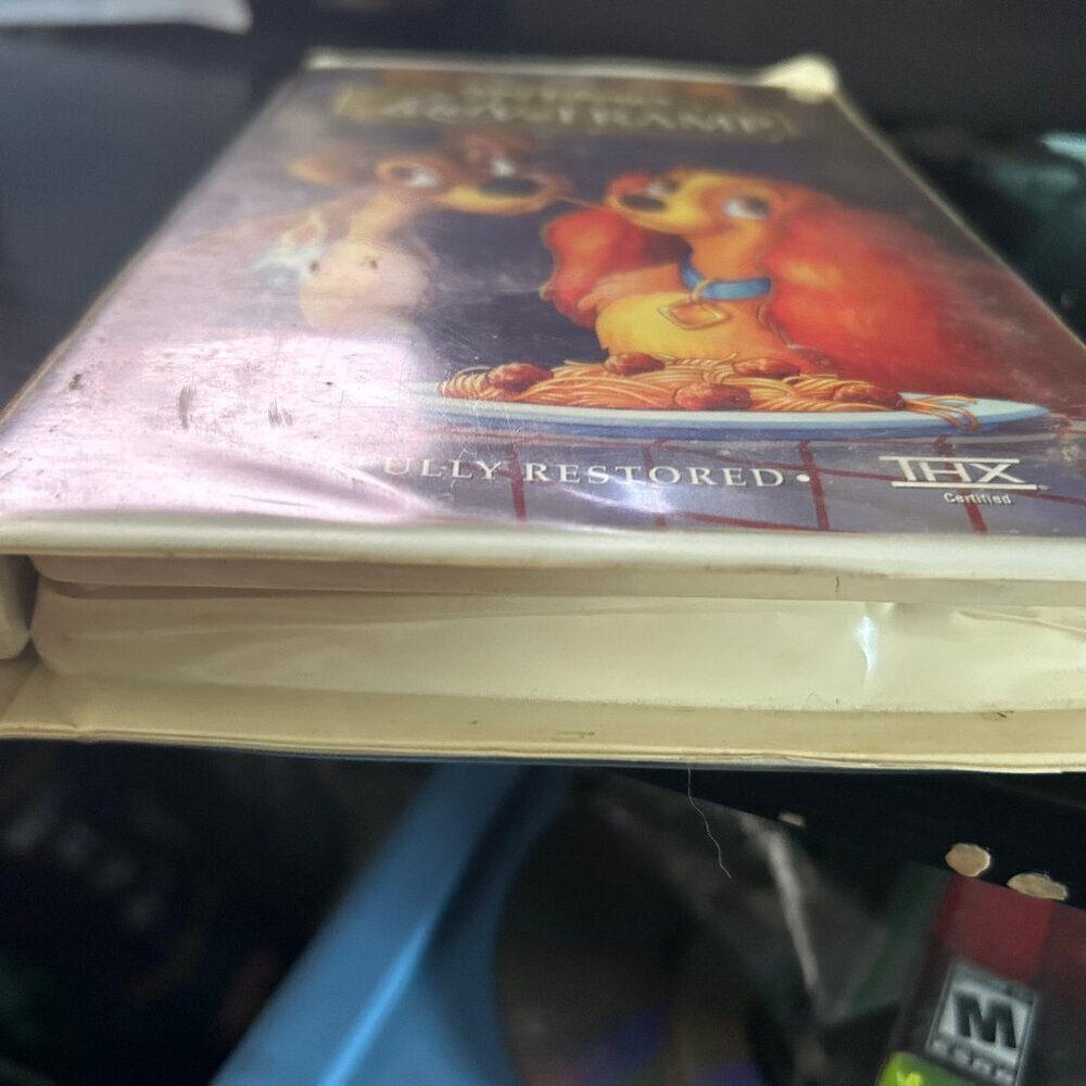 Disney Lady and the Tramp Clamshell VHS 1998 - Picture 4 of 7